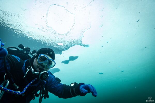 Eistauchen-15_1920x1280